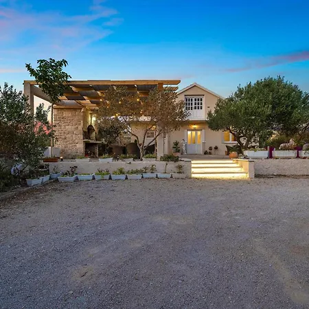 Nyaraló Amazing In *